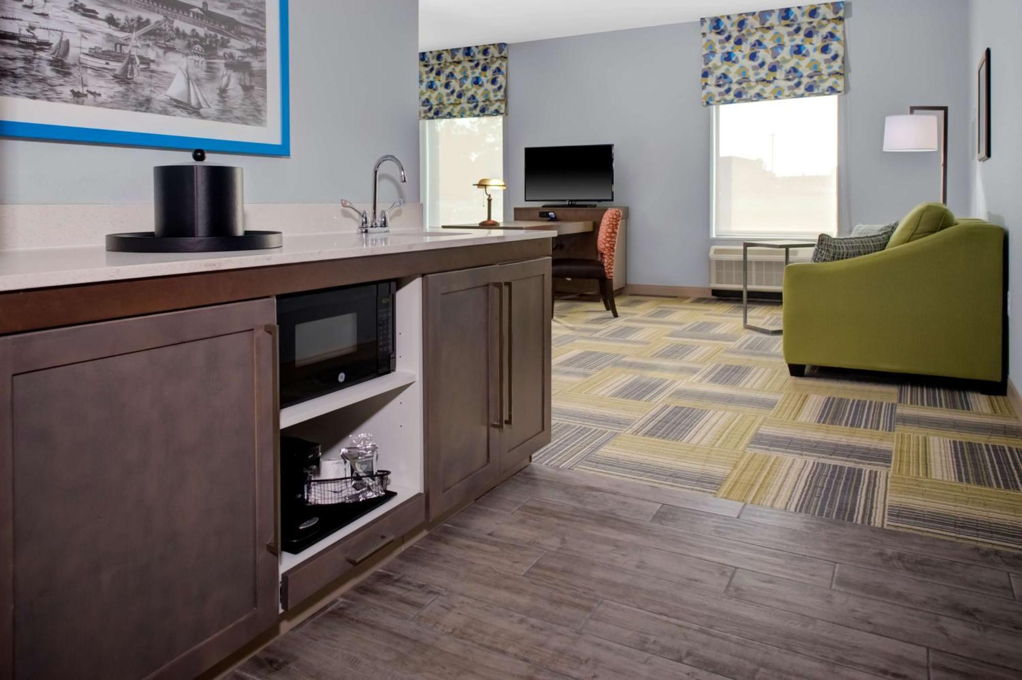 Hampton Inn & Suites Syracuse North Airport Area North Syracuse Buitenkant foto